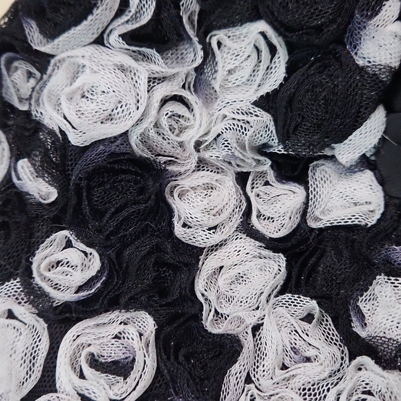 Flora Nikrooz Black Rosette Babydoll Lingerie - Picture 4 of 5